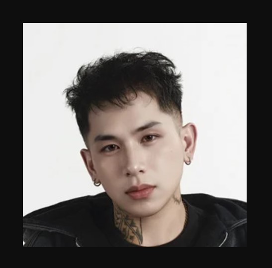 Samuel Manalo Age